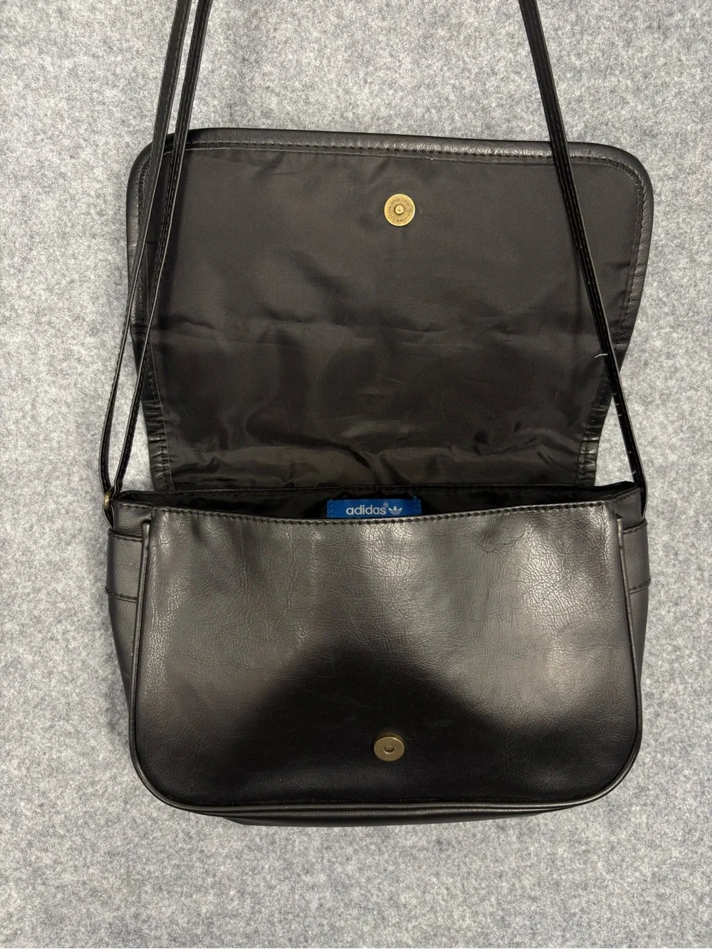 Adidas Originals Black Gold Trefoil Crossbody Messenger Bag Purse Y2K